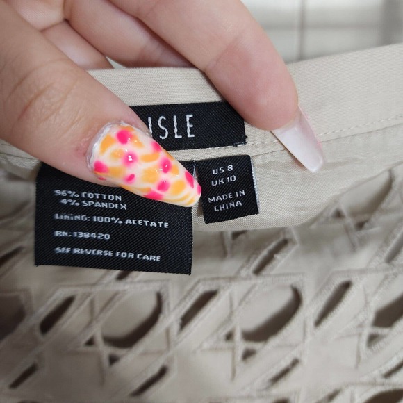 Carlisle Womens Skirt Beige Houndstooth Cut Out Embroidered Pencil Mini Size 8 M - Picture 9 of 10